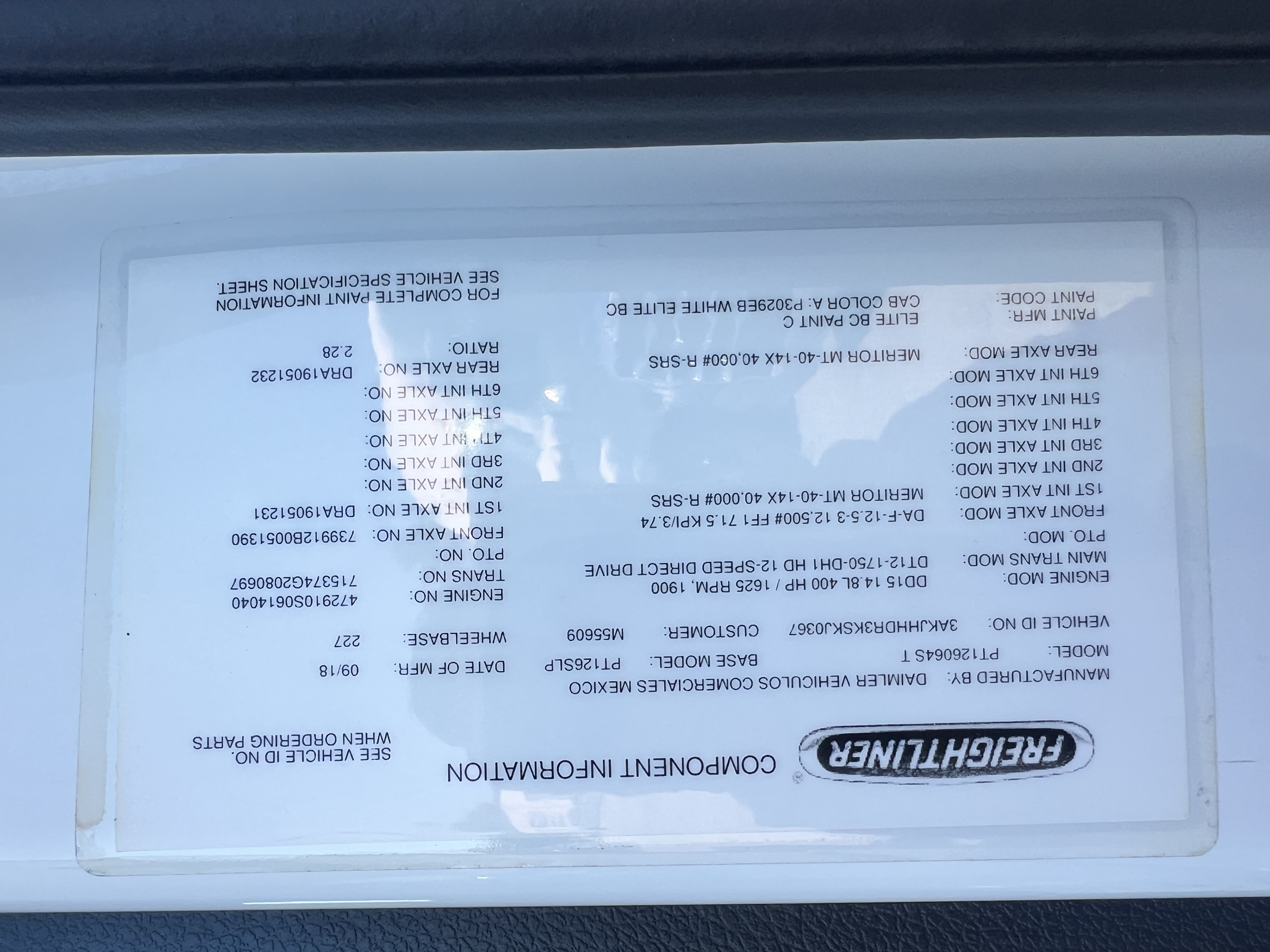 2019 FREIGHTLINER CASCADIA 126SLP - image 18