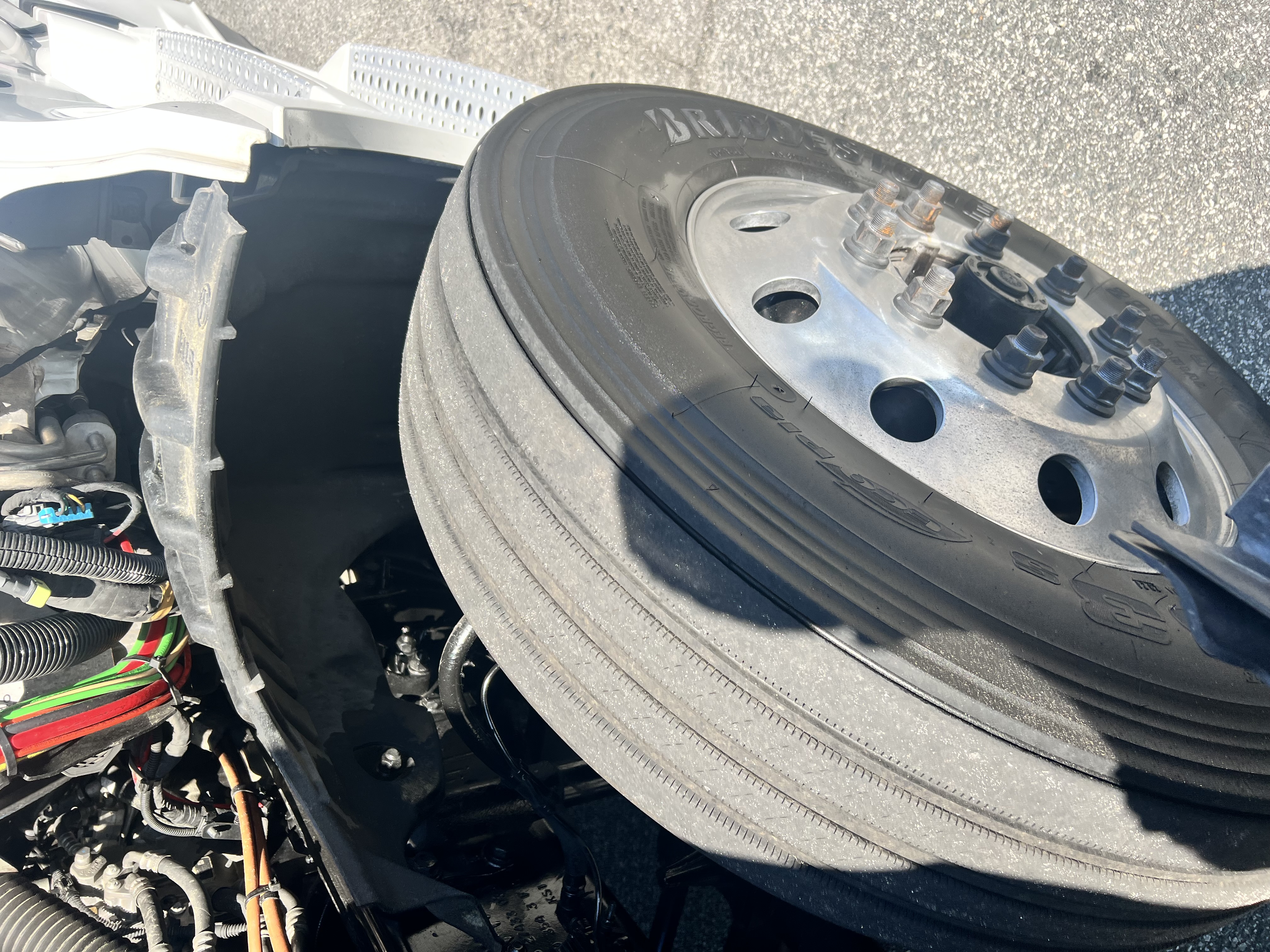 2021 FREIGHTLINER CASCADIA 126SLP - image 11