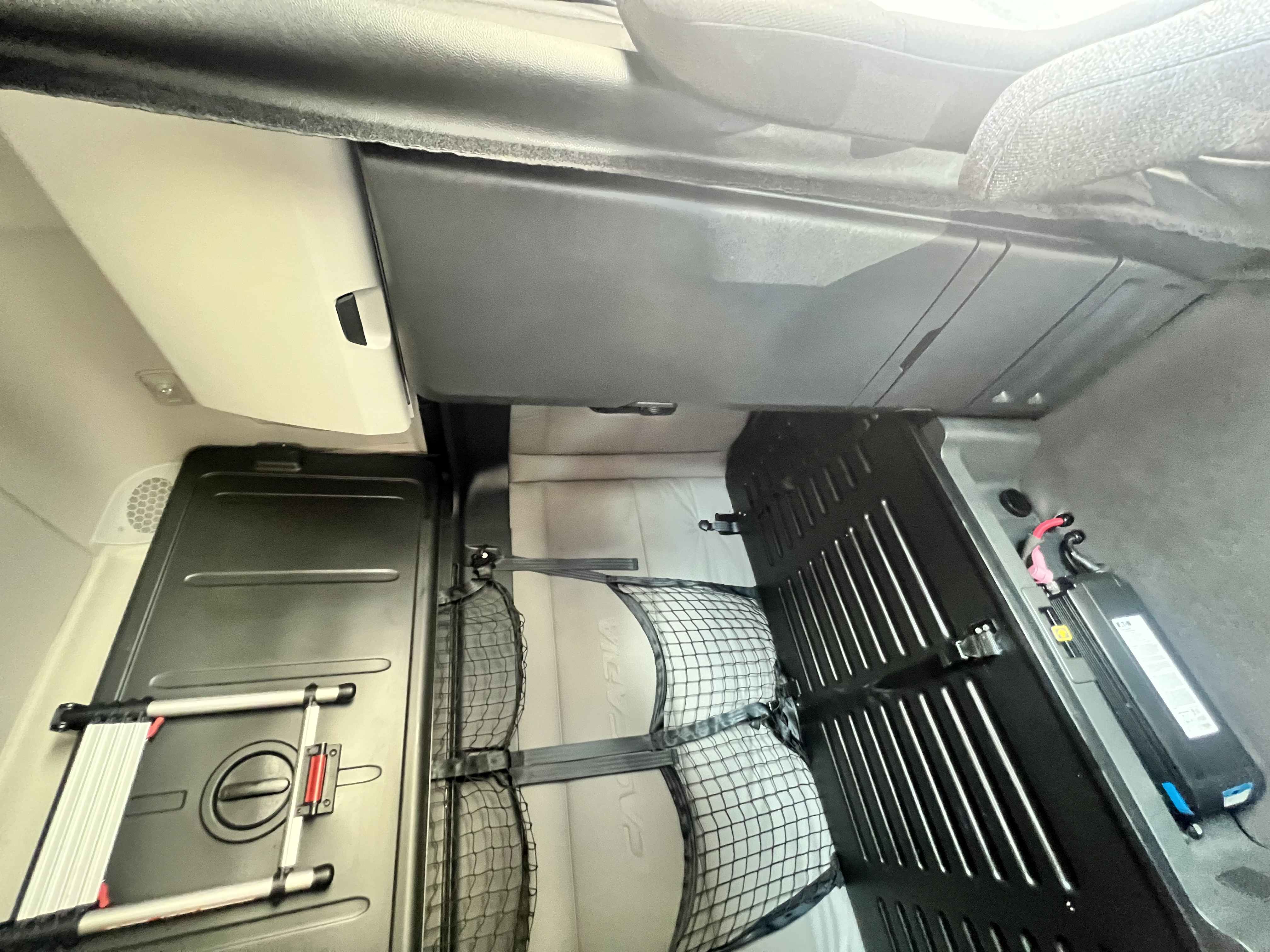 2021 FREIGHTLINER CASCADIA 126SLP - image 17