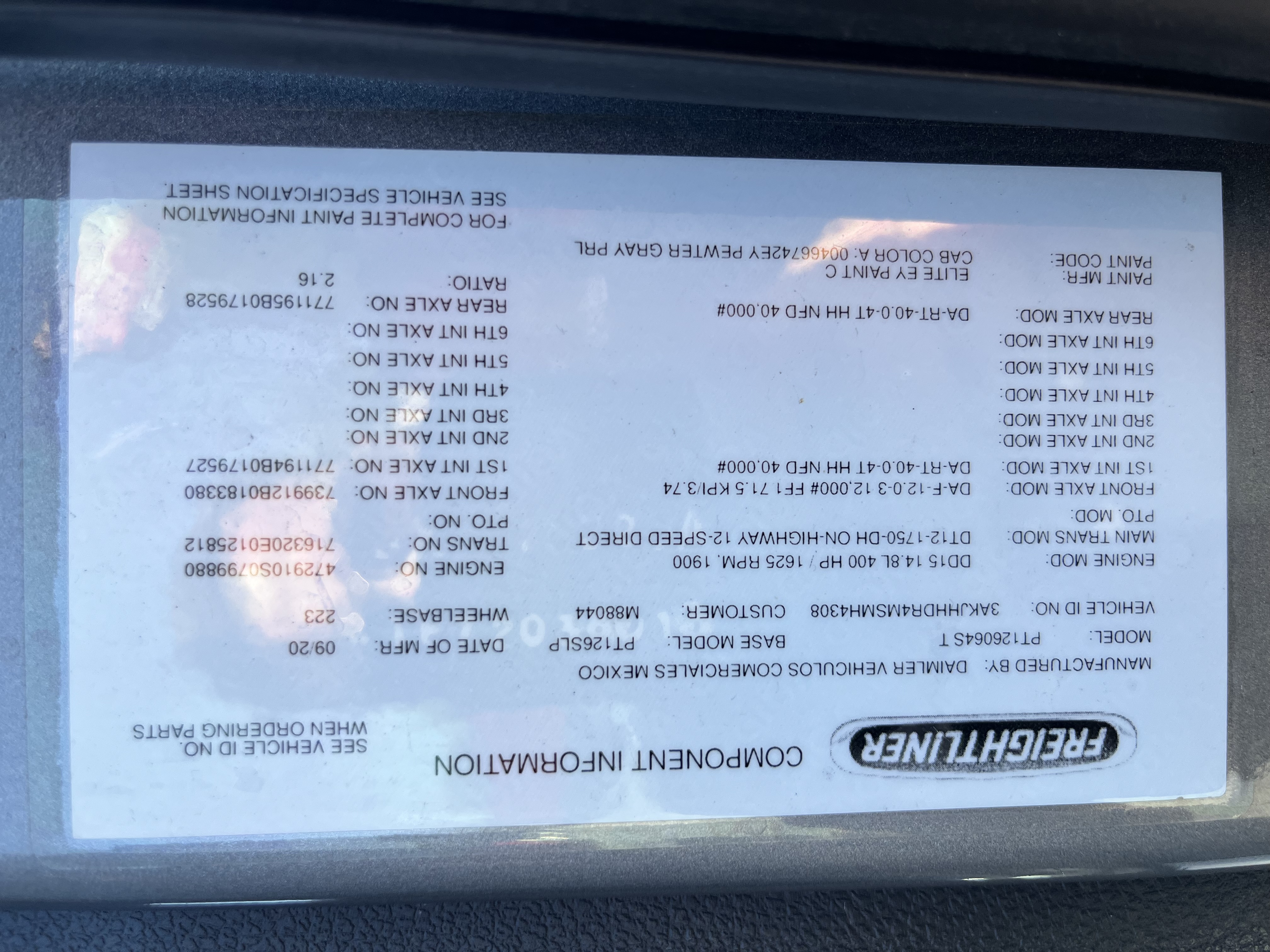 2021 FREIGHTLINER CASCADIA 126SLP - image 9