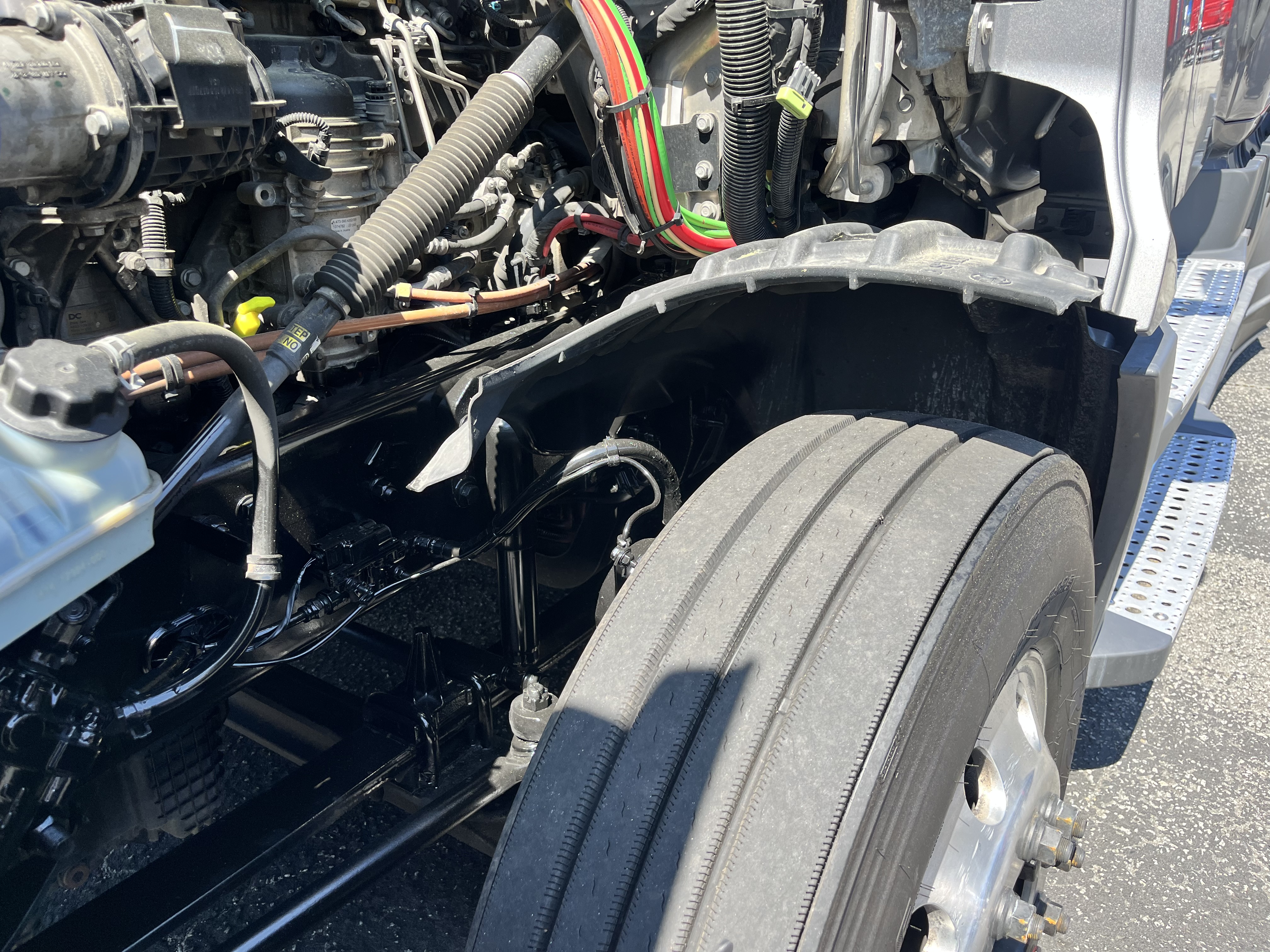 2021 FREIGHTLINER CASCADIA 126SLP - image 12