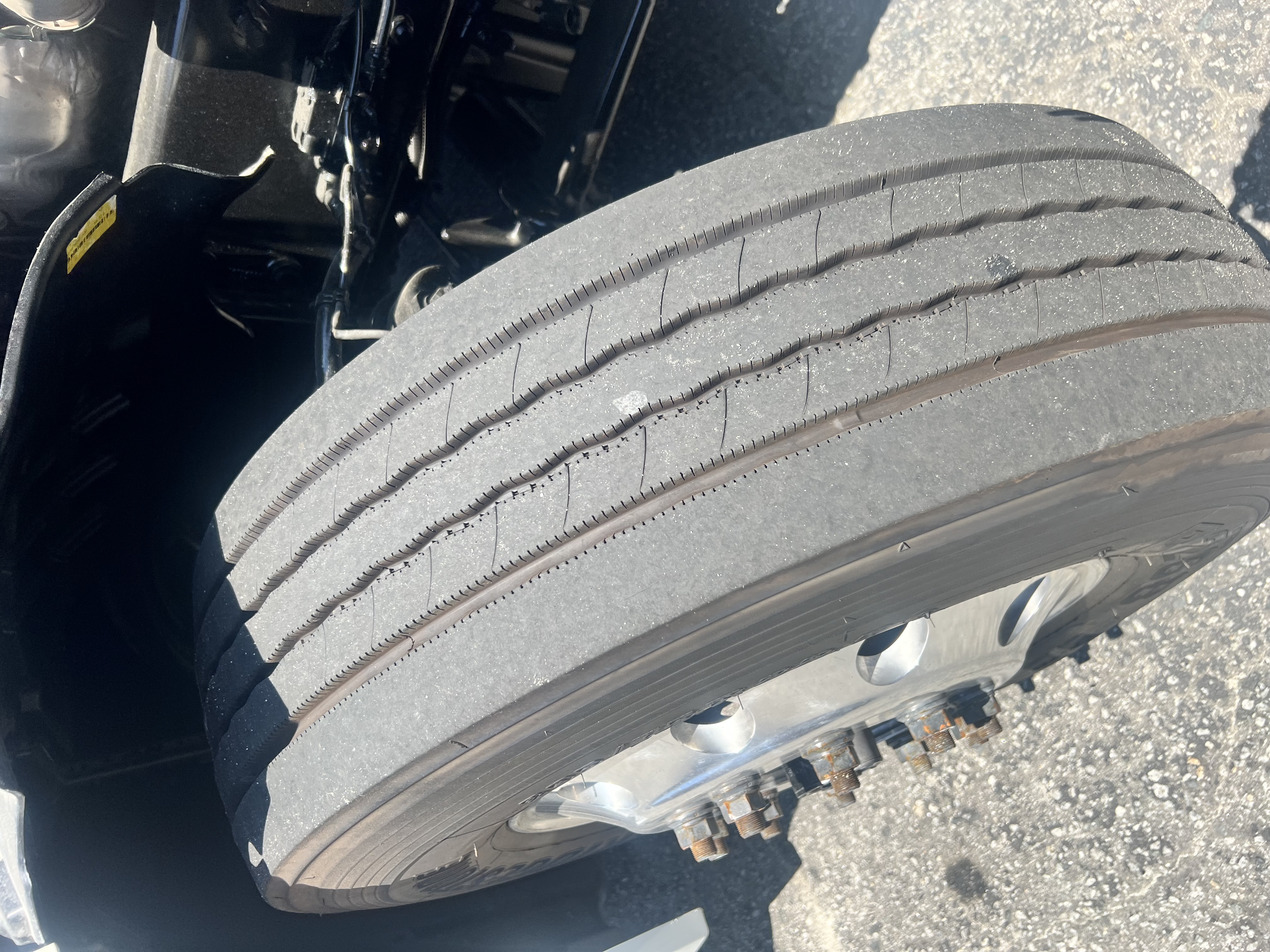 2020 FREIGHTLINER CASCADIA 126SLP - image 11