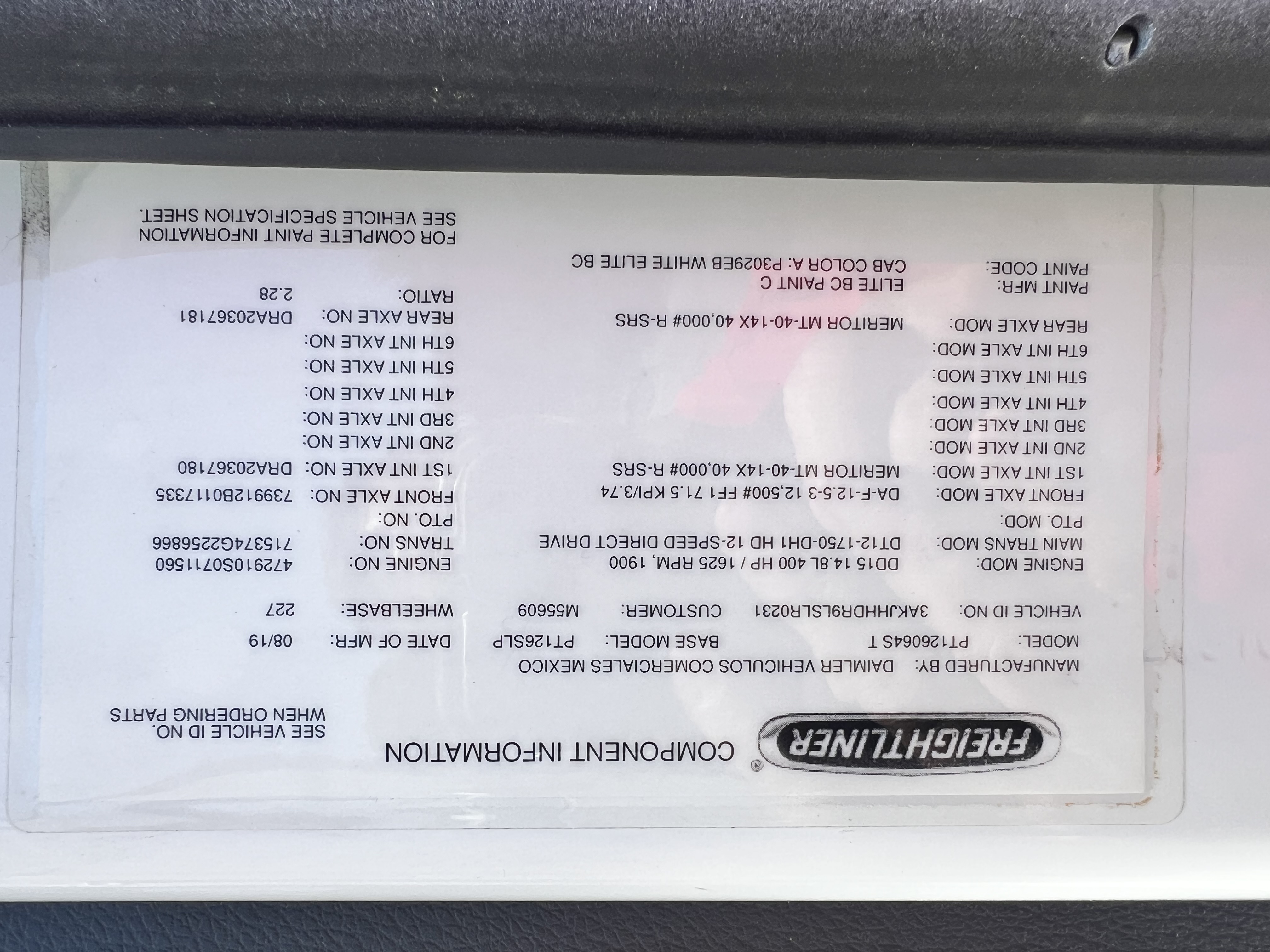 2020 FREIGHTLINER CASCADIA 126SLP - image 18