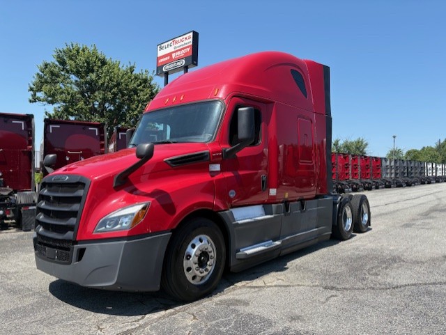 2020 FREIGHTLINER CASCADIA 126SLP - image 1