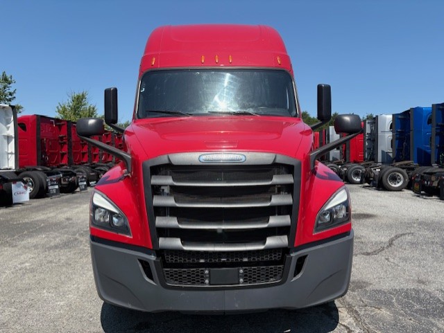 2020 FREIGHTLINER CASCADIA 126SLP - image 8