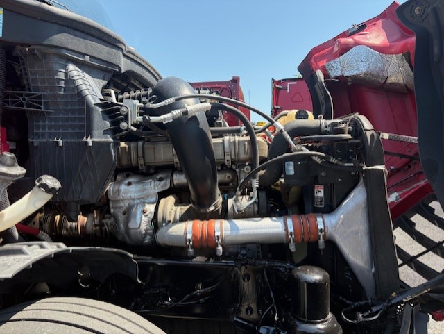 2020 FREIGHTLINER CASCADIA 126SLP - image 11