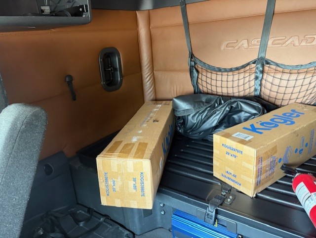 2020 FREIGHTLINER CASCADIA 126SLP - image 17