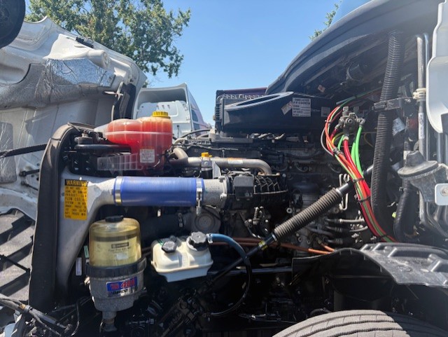 2020 FREIGHTLINER CASCADIA 126SLP - image 11