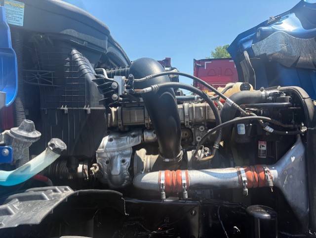 2020 FREIGHTLINER CASCADIA 126SLP - image 10