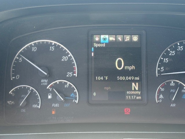 2020 FREIGHTLINER CASCADIA 126SLP - image 14