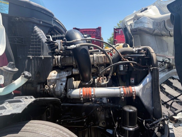 2020 FREIGHTLINER CASCADIA 126SLP - image 11