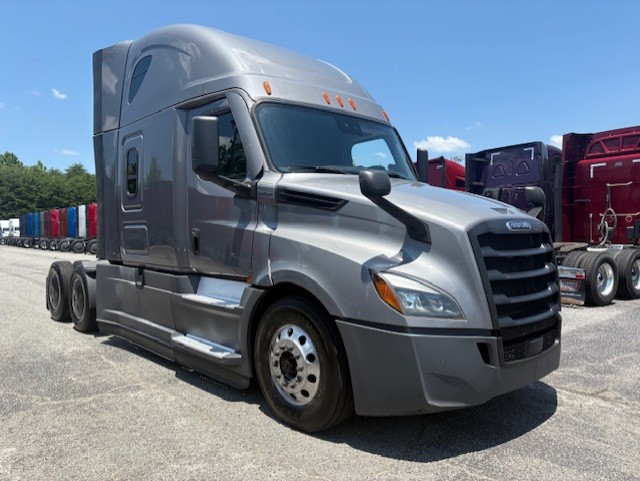 2021 FREIGHTLINER CASCADIA 126SLP - image 7