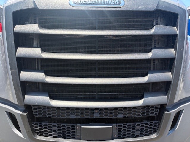 2021 FREIGHTLINER CASCADIA 126SLP - image 9