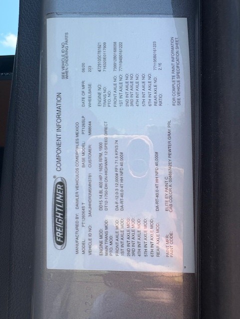 2021 FREIGHTLINER CASCADIA 126SLP - image 10