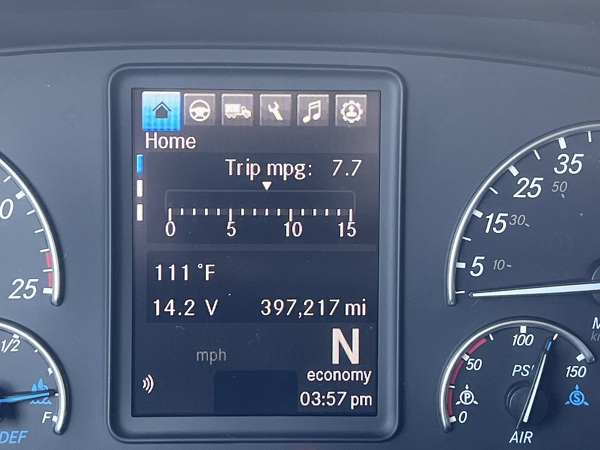 FREIGHTLINER CASCADIA 126SLP 2022