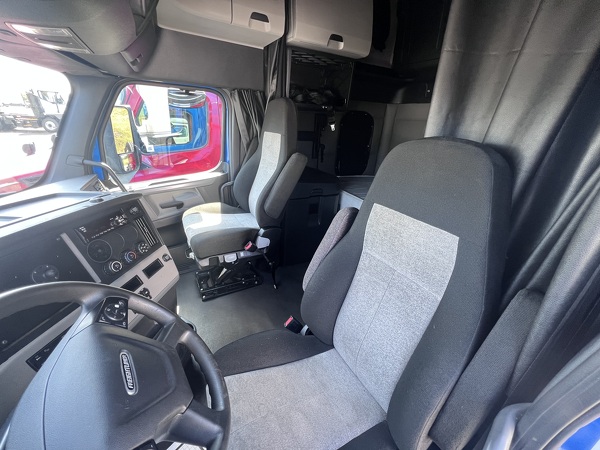 FREIGHTLINER CASCADIA 126SLP 2020