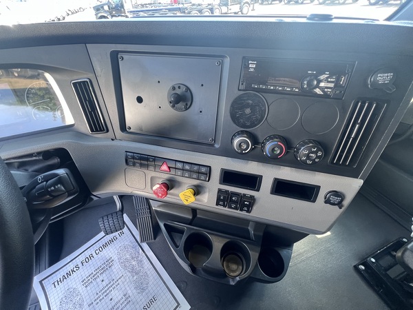 FREIGHTLINER CASCADIA 126SLP 2020