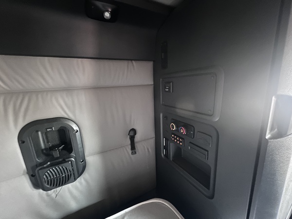 FREIGHTLINER CASCADIA 126SLP 2020