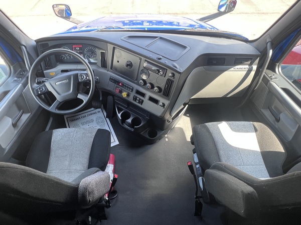 FREIGHTLINER CASCADIA 126SLP 2020