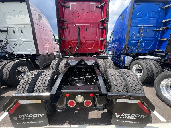 FREIGHTLINER CASCADIA 126SLP 2020