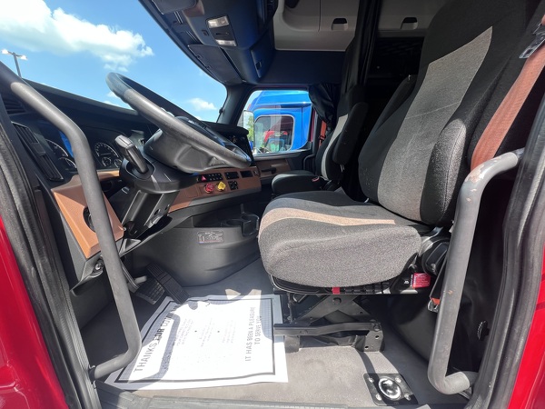 FREIGHTLINER CASCADIA 126SLP 2020