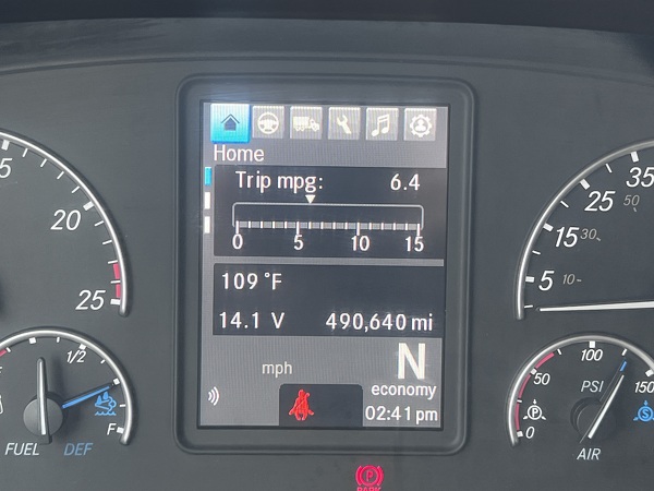 FREIGHTLINER CASCADIA 126SLP 2020
