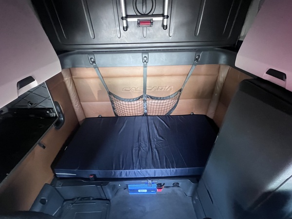 FREIGHTLINER CASCADIA 126SLP 2020