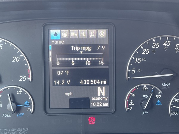 FREIGHTLINER CASCADIA 126SLP 2020