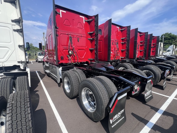 FREIGHTLINER CASCADIA 126SLP 2020