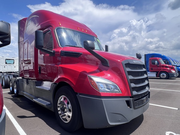 FREIGHTLINER CASCADIA 126SLP 2020