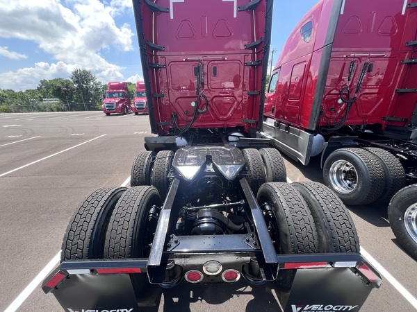 FREIGHTLINER CASCADIA 126SLP 2020
