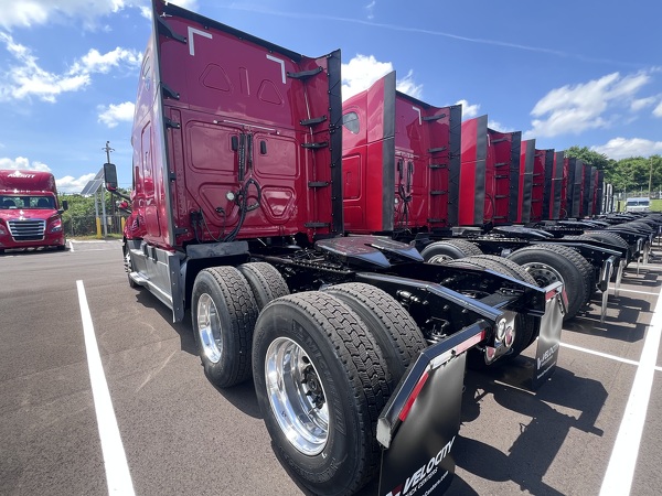 FREIGHTLINER CASCADIA 126SLP 2020