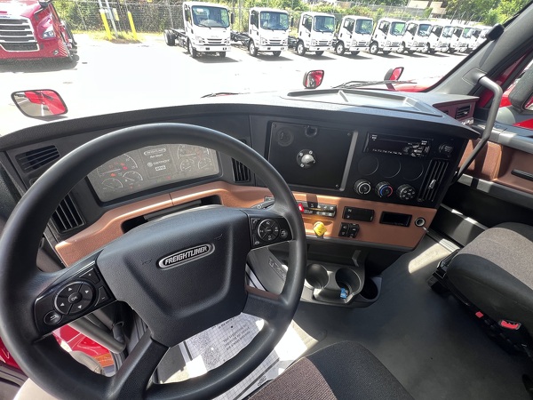 FREIGHTLINER CASCADIA 126SLP 2020