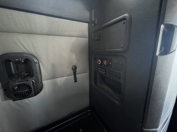 FREIGHTLINER CASCADIA 126SLP 2020
