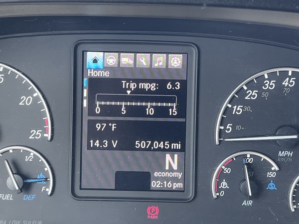 FREIGHTLINER CASCADIA 126SLP 2020