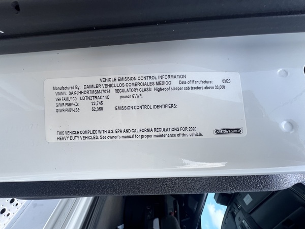 FREIGHTLINER CASCADIA 126SLP 2021