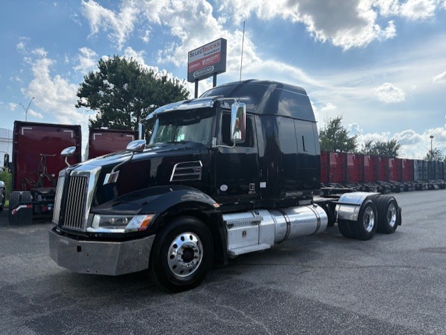 2021 WESTERN STAR 5700ex - image 1