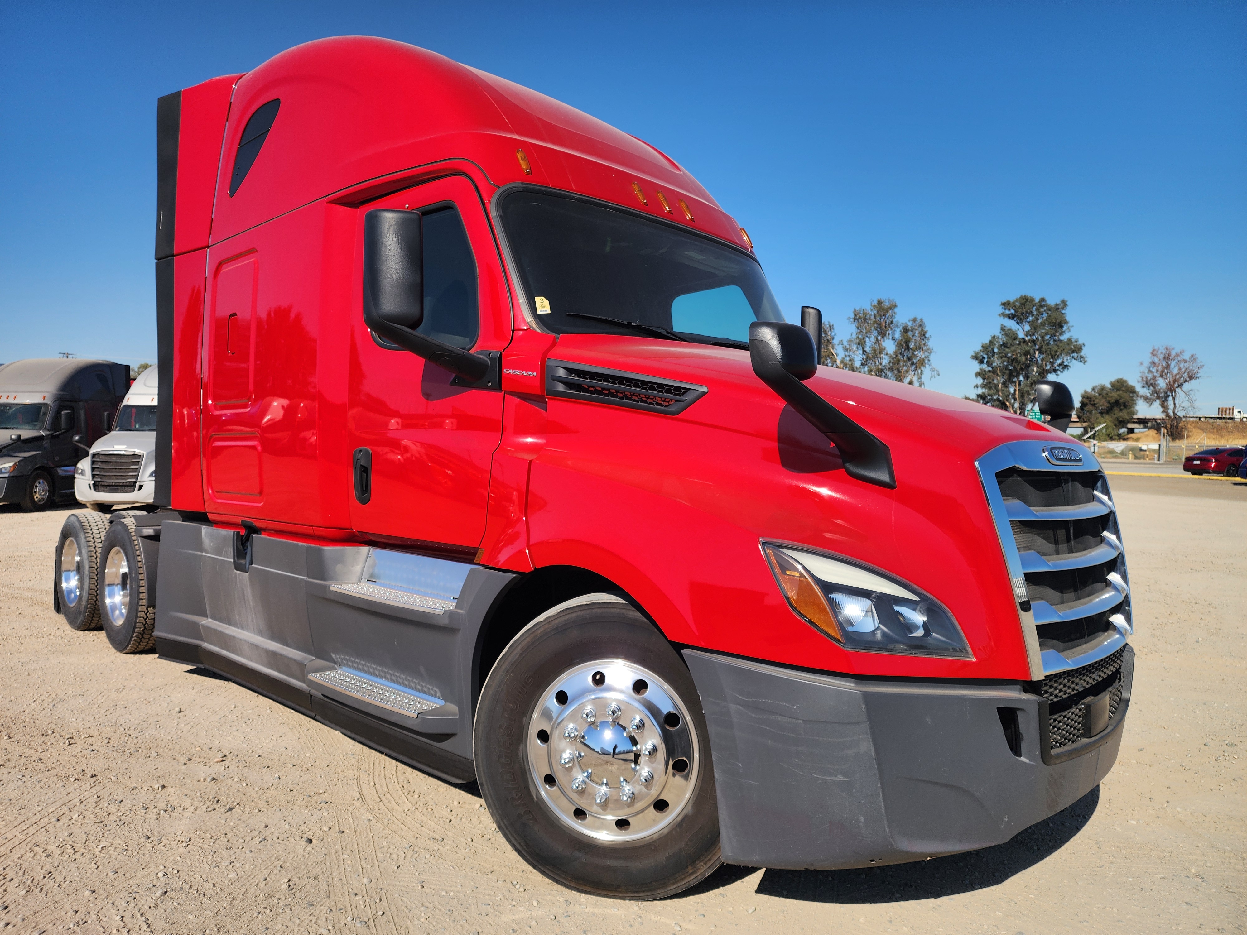 2020 FREIGHTLINER CASCADIA 126SLP - image 6