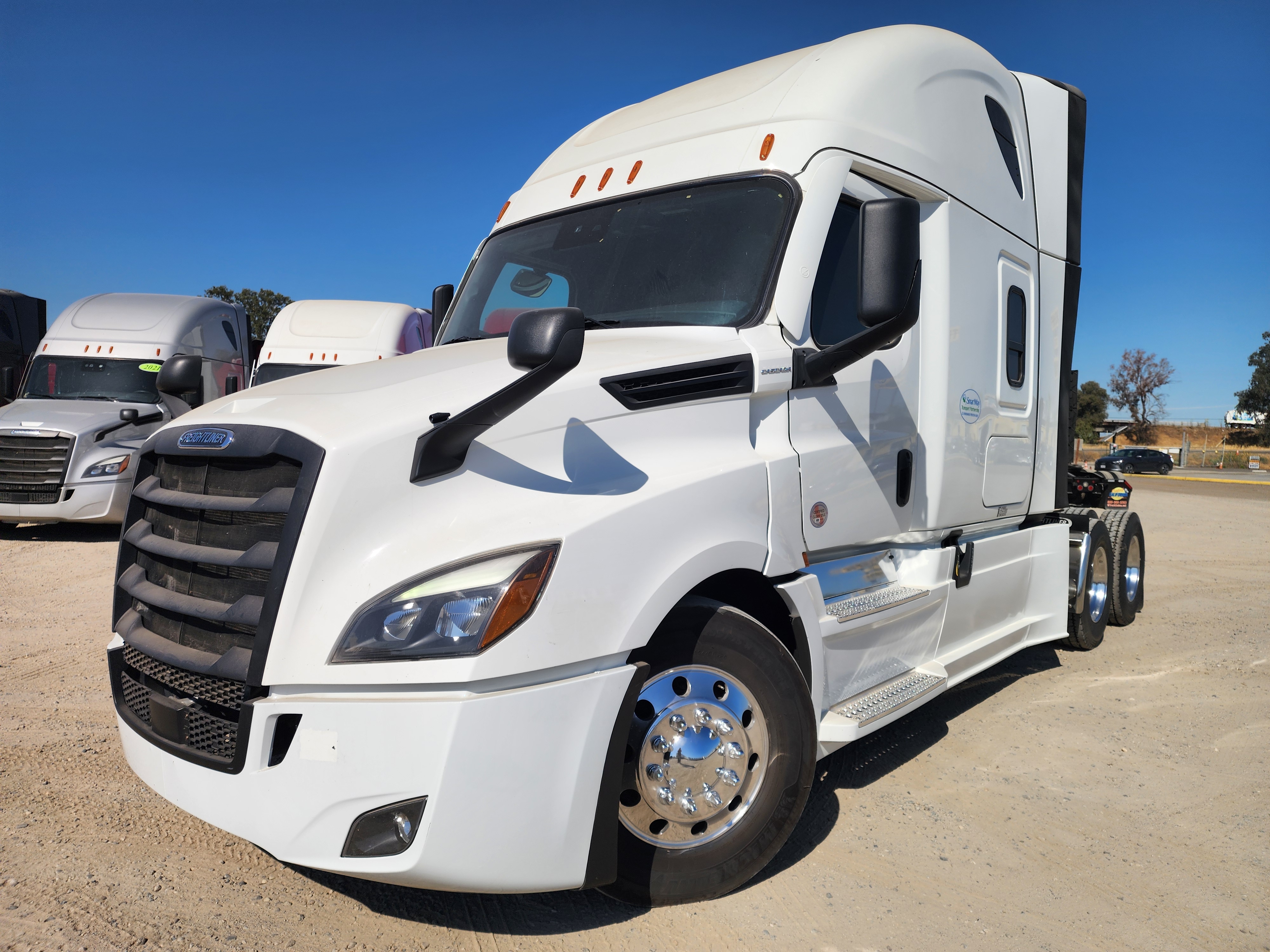 2024 FREIGHTLINER CASCADIA 126SLP - image 1