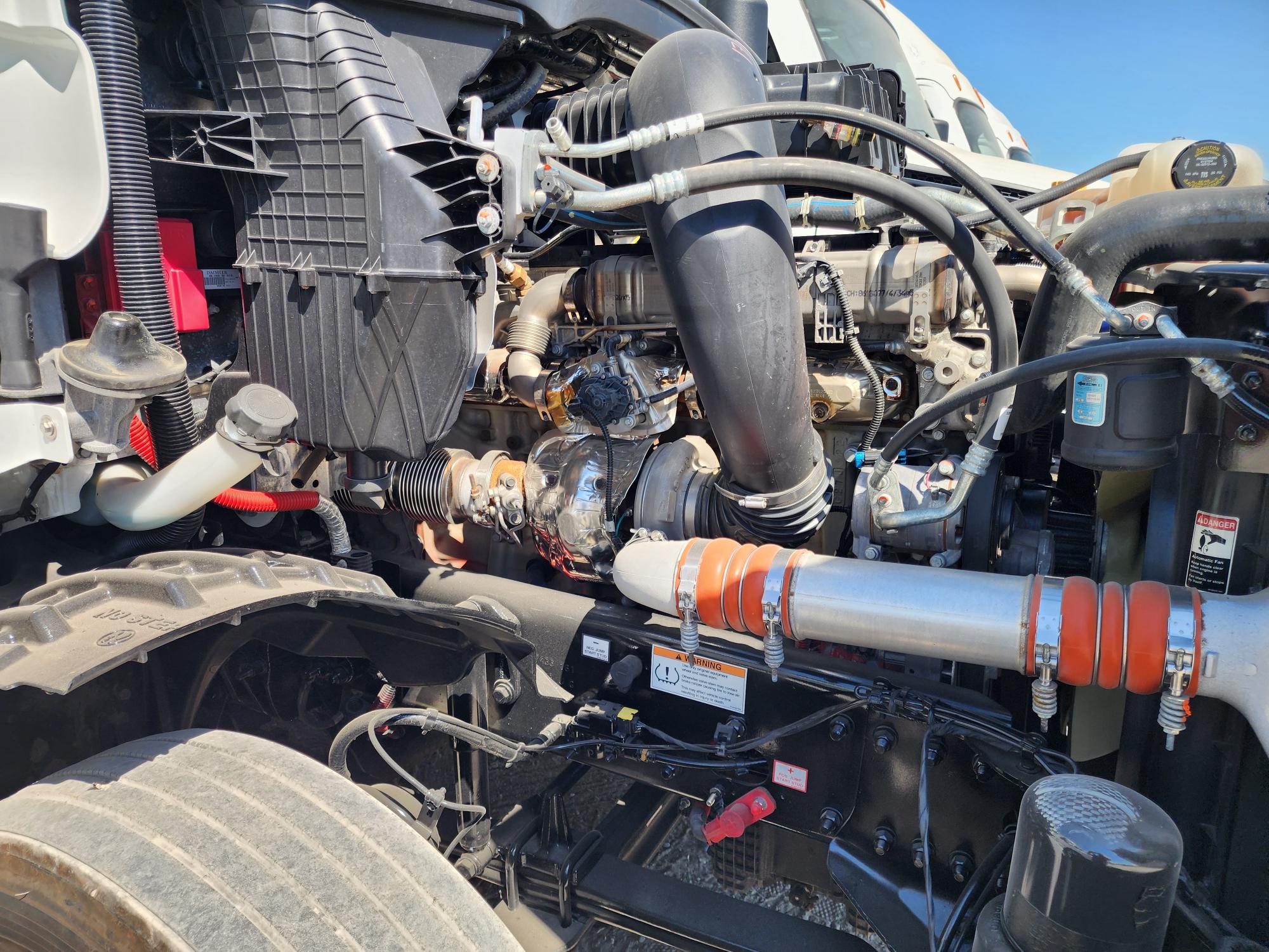 2024 FREIGHTLINER CASCADIA 126SLP - image 9