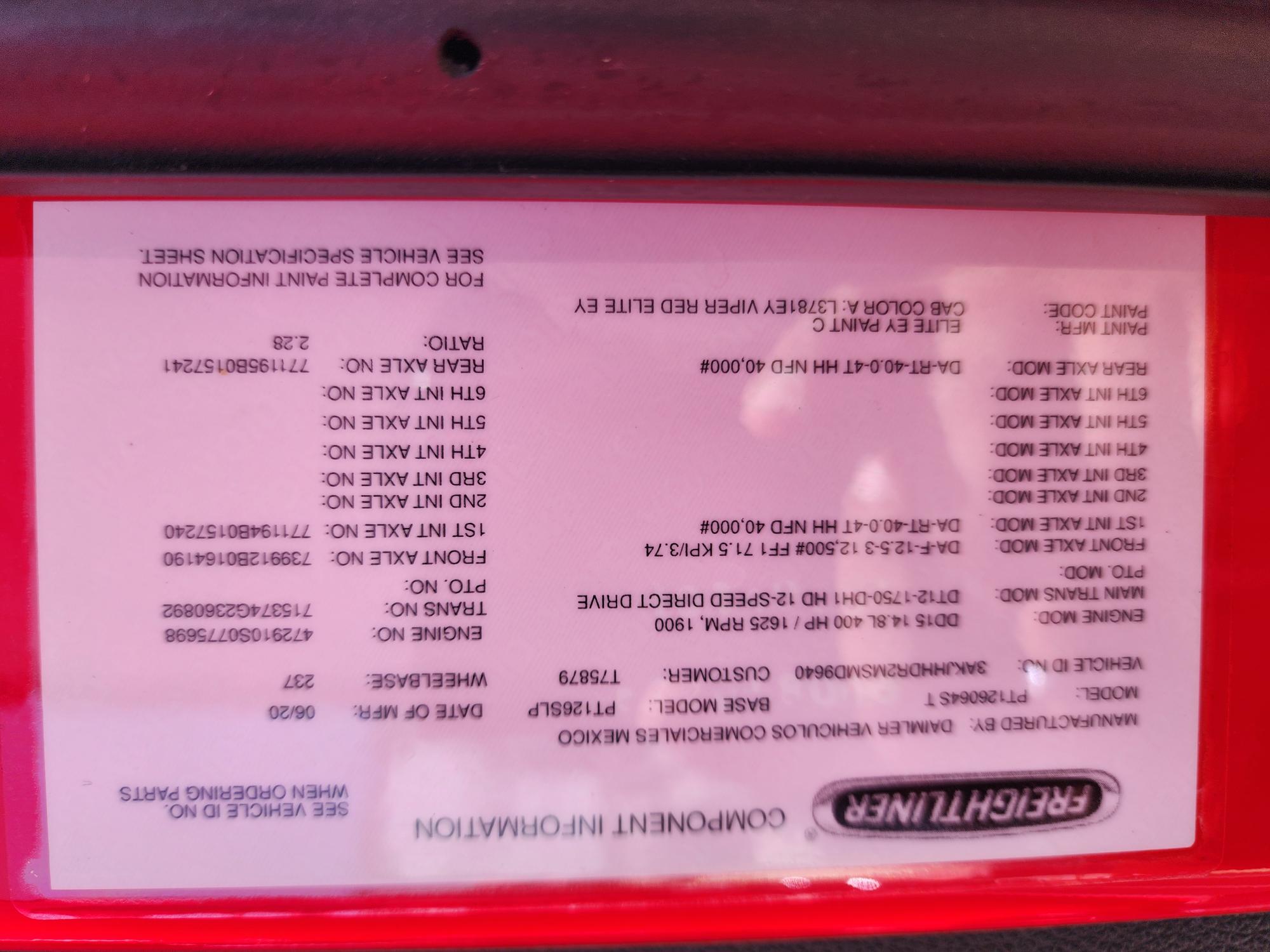 2021 FREIGHTLINER CASCADIA 126SLP - image 23