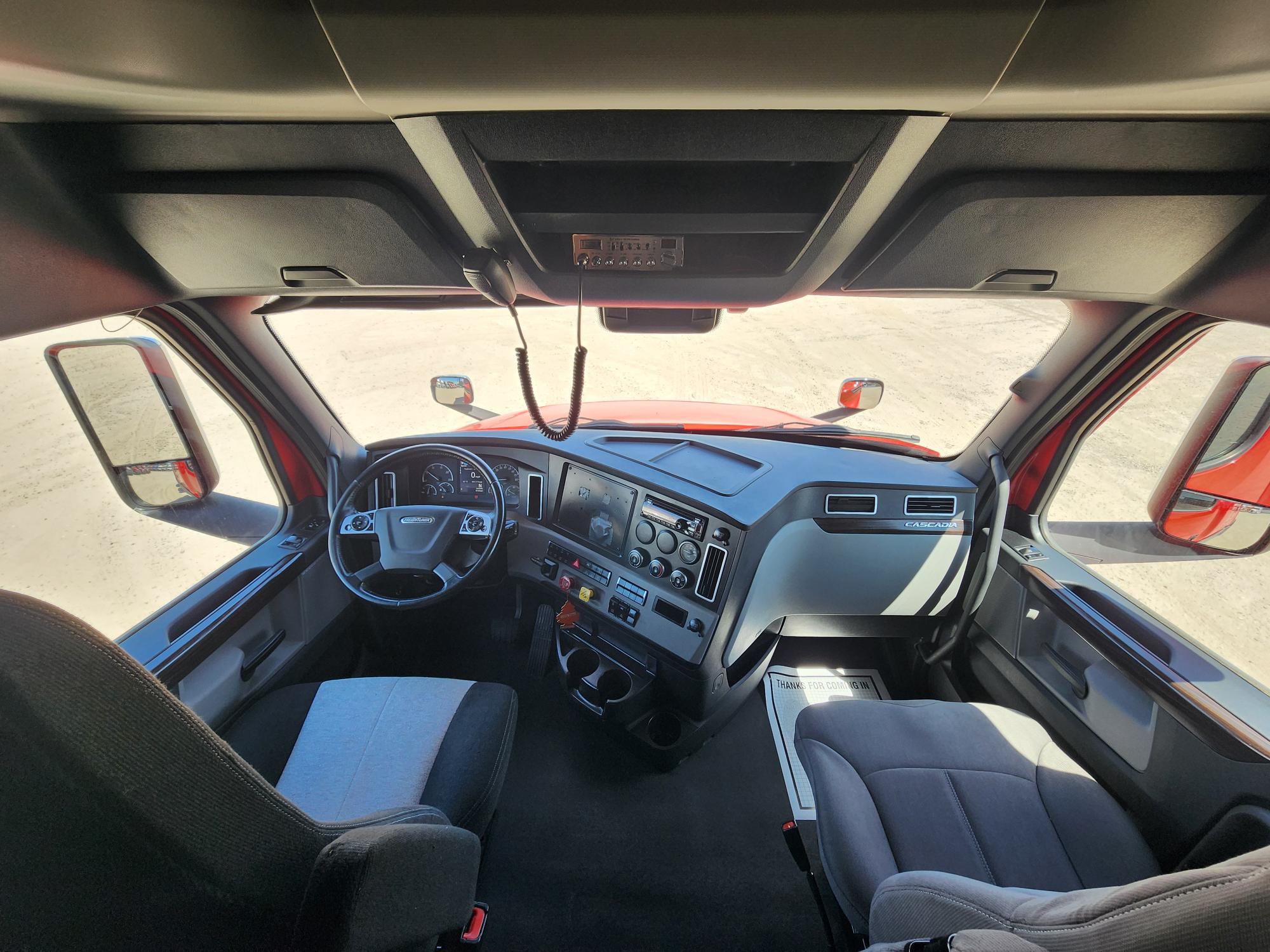 2021 FREIGHTLINER CASCADIA 126SLP - image 20