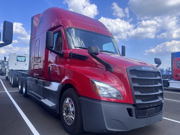 FREIGHTLINER CASCADIA 126SLP 2020