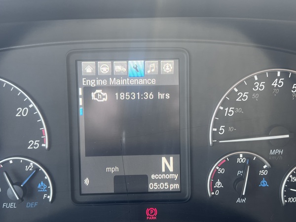 FREIGHTLINER CASCADIA 126SLP 2020