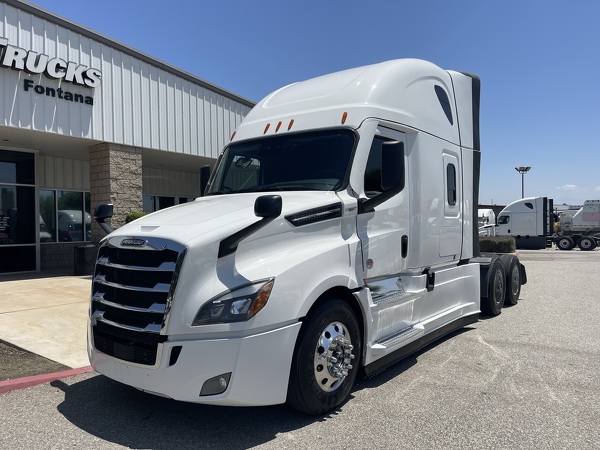 FREIGHTLINER PT126SLP 2024