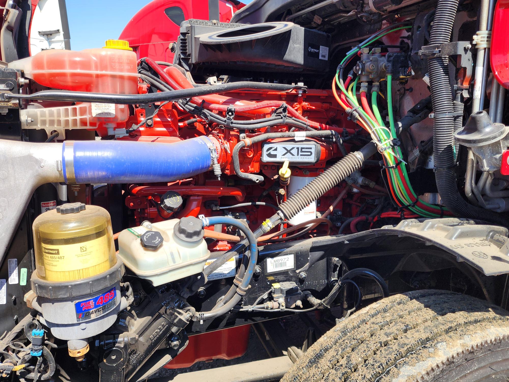 2020 FREIGHTLINER CASCADIA 126SLP - image 9