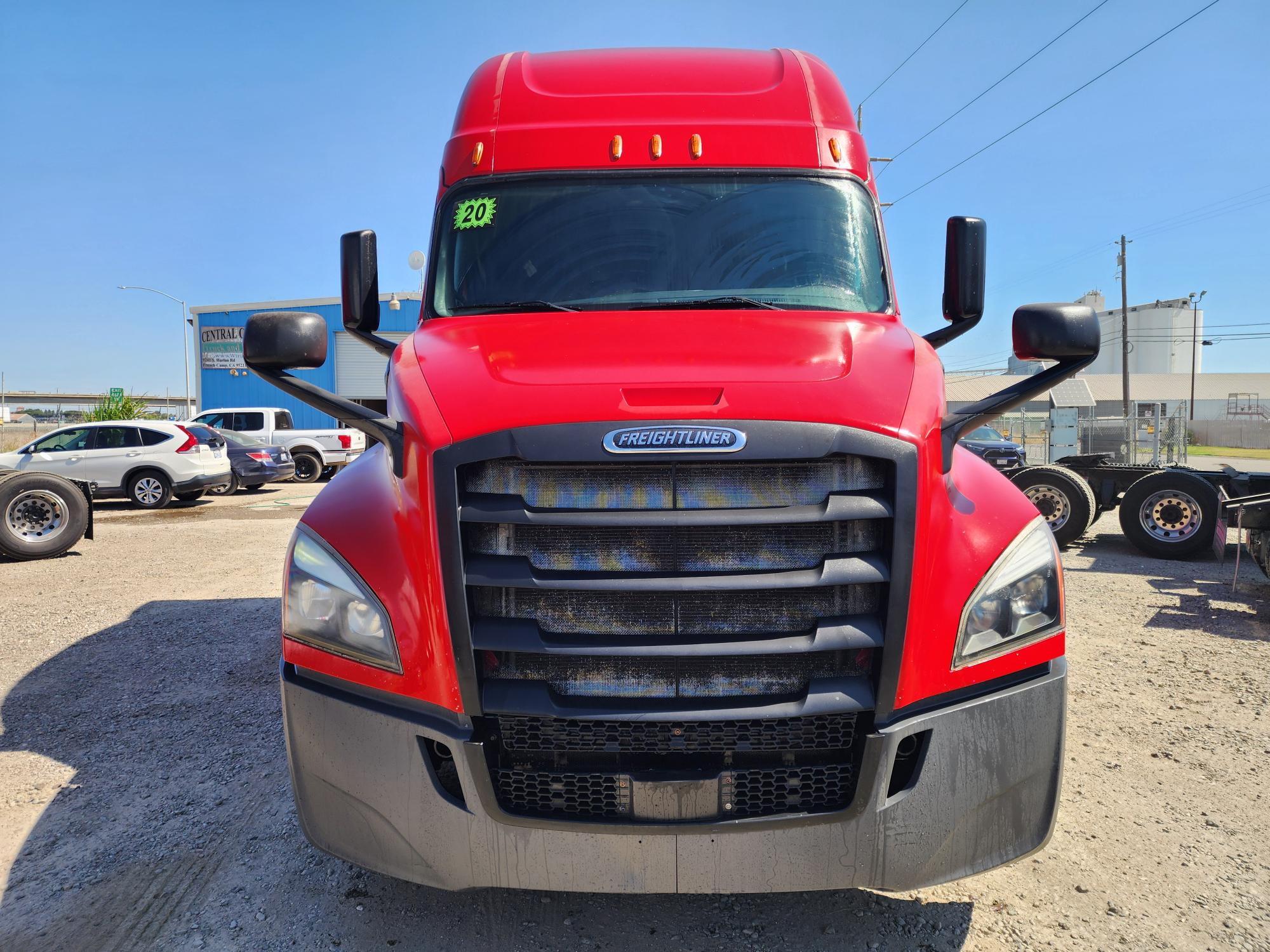 2020 FREIGHTLINER CASCADIA 126SLP - image 2
