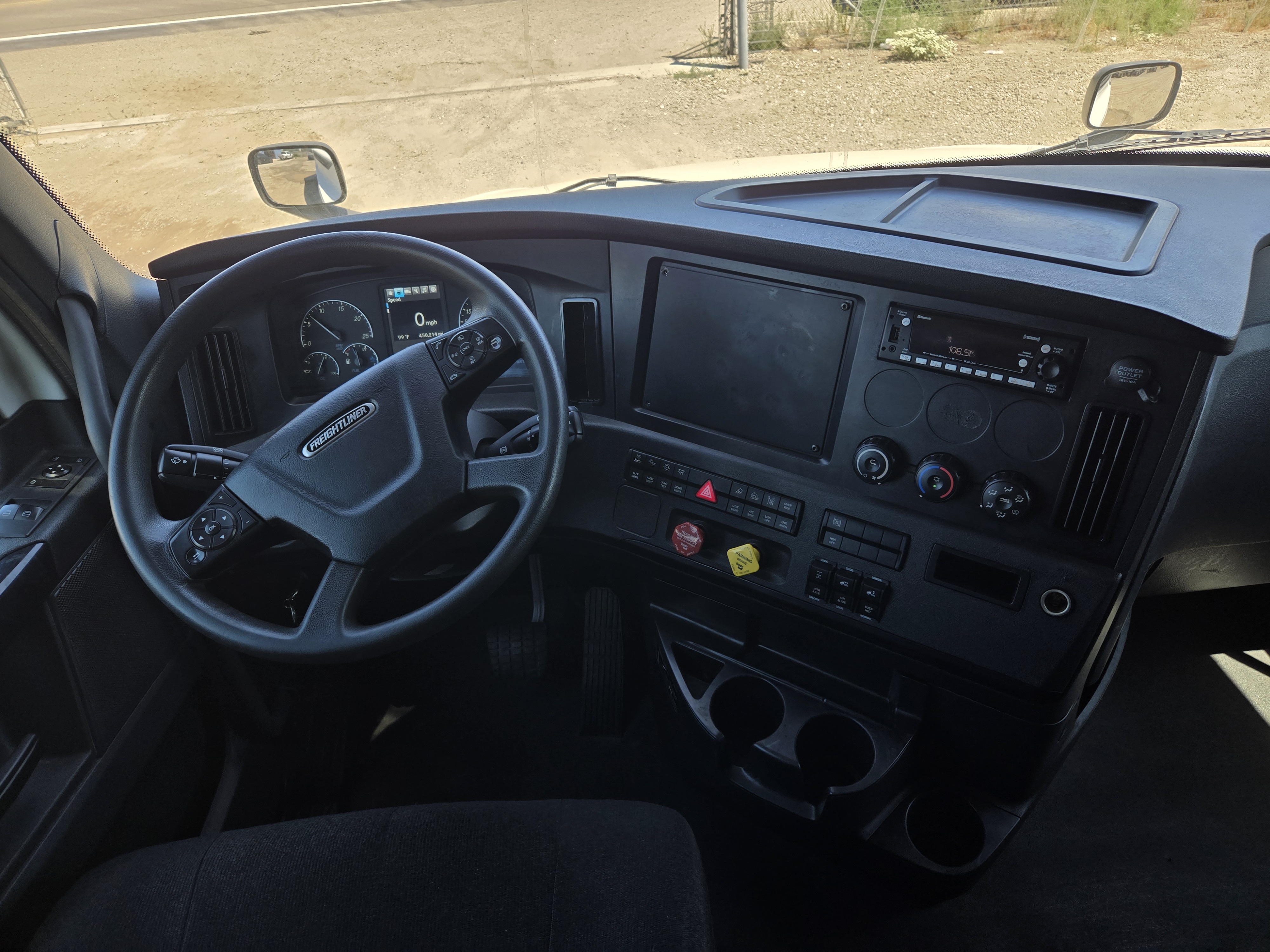 2023 FREIGHTLINER CASCADIA 126SLP - image 17