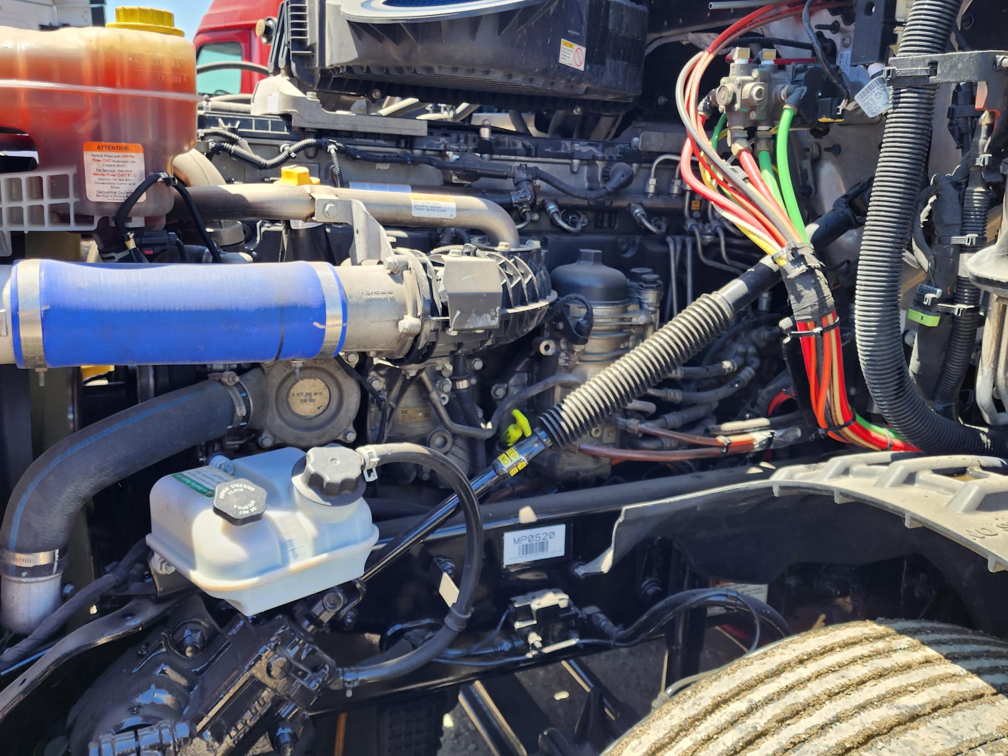 2021 FREIGHTLINER CASCADIA 126SLP - image 8