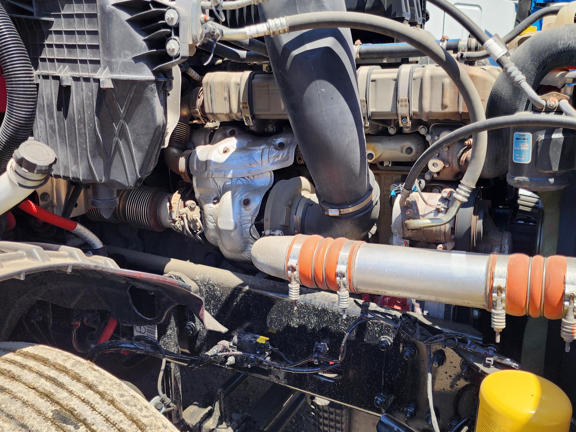 2021 FREIGHTLINER CASCADIA 126SLP - image 9